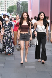 【精选街拍】Vol.2561 黑色热裤美腿凉高 [97P-3.09GB]