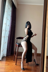 【微密圈】No.066_#俏妞qiaoniuTT_国风黑丝开叉旗袍_30P