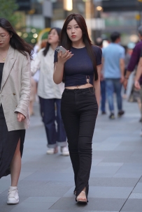 【精选街拍】Vol.1716 漂亮气质长腿牛仔 [53P-638MB]