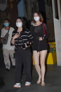 【精选街拍】Vol.2239 黑色系更显白 [179P+2V-2.87GB]