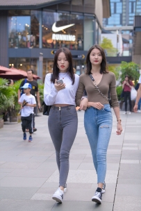 【精选街拍】Vol.2848 牛仔裤百搭显身材 [81P-1.29GB]