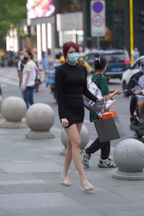 【精选街拍】Vol.2488 黑色紧身包臀裙 [136P-1.72GB]